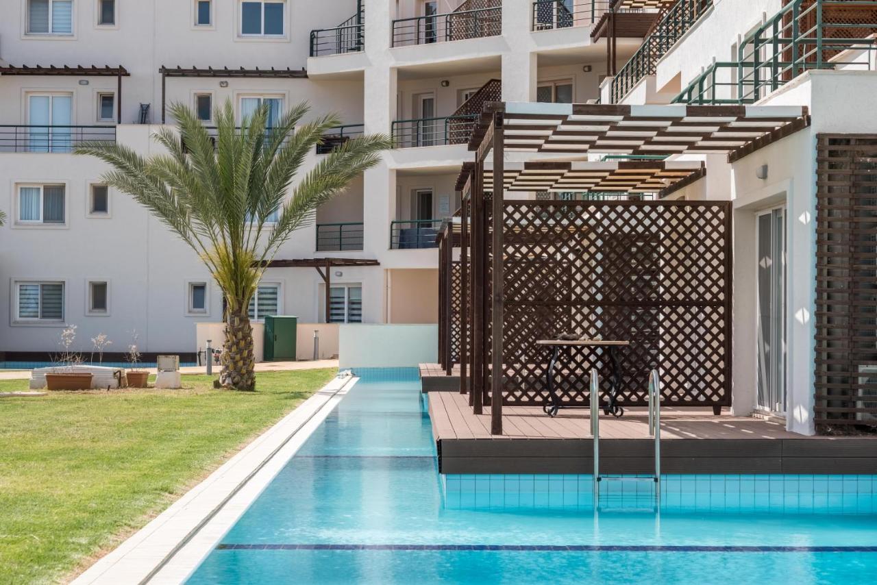 Thalassa Beach Family & Waterpark Resort Vokolidha エクステリア 写真