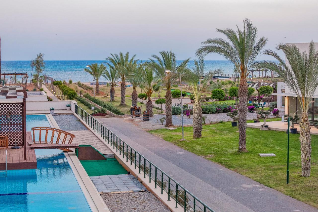 Thalassa Beach Family & Waterpark Resort Vokolidha エクステリア 写真