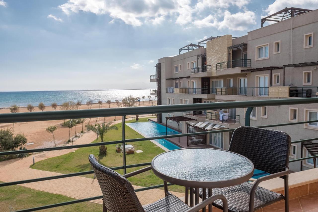 Thalassa Beach Family & Waterpark Resort Vokolidha エクステリア 写真
