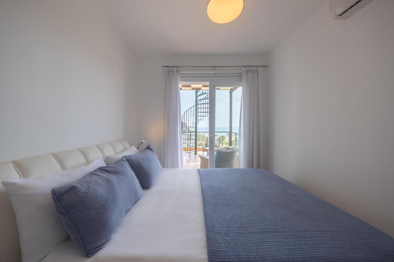 Thalassa Beach Family & Waterpark Resort Vokolidha エクステリア 写真