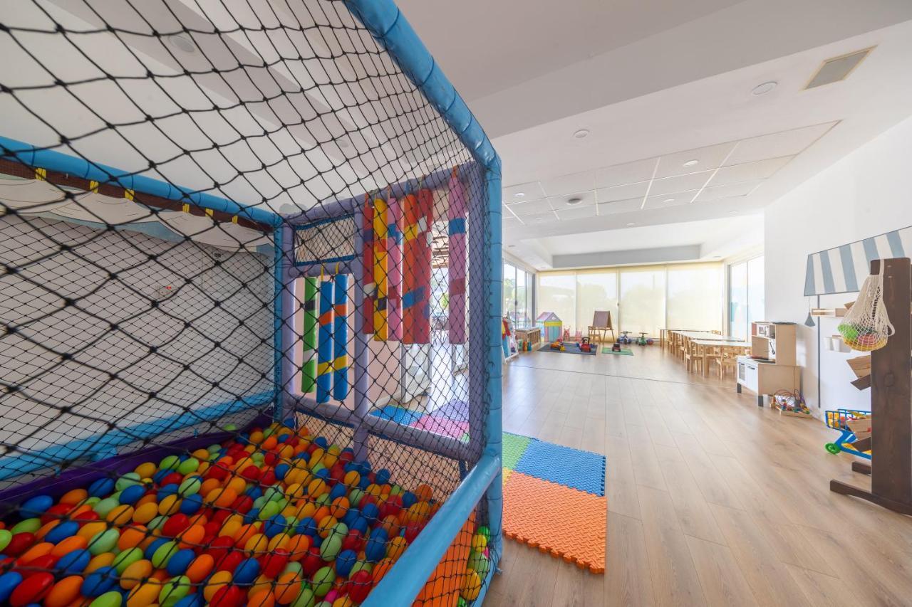 Thalassa Beach Family & Waterpark Resort Vokolidha エクステリア 写真